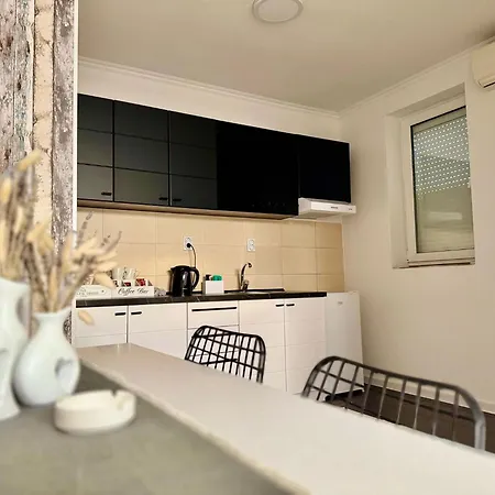 Stan Na Dan Moonlight Panonija *